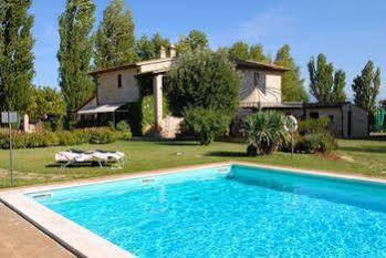 Agriturismo Le Due Torri Torre Quadrano Spello Exteriér fotografie